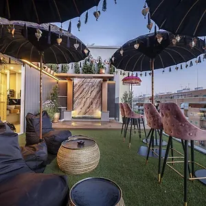 On Designed For Adults Apartament